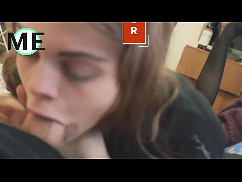 ❤️ Пишка в гърлото, скъсан чорапогащник и скъсани токчета ️ Ебане видео в bg.pornpicslove.ru ️